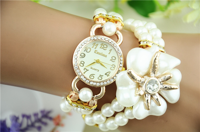 How Fashionable Wrist Watches Grab More Attention Of People