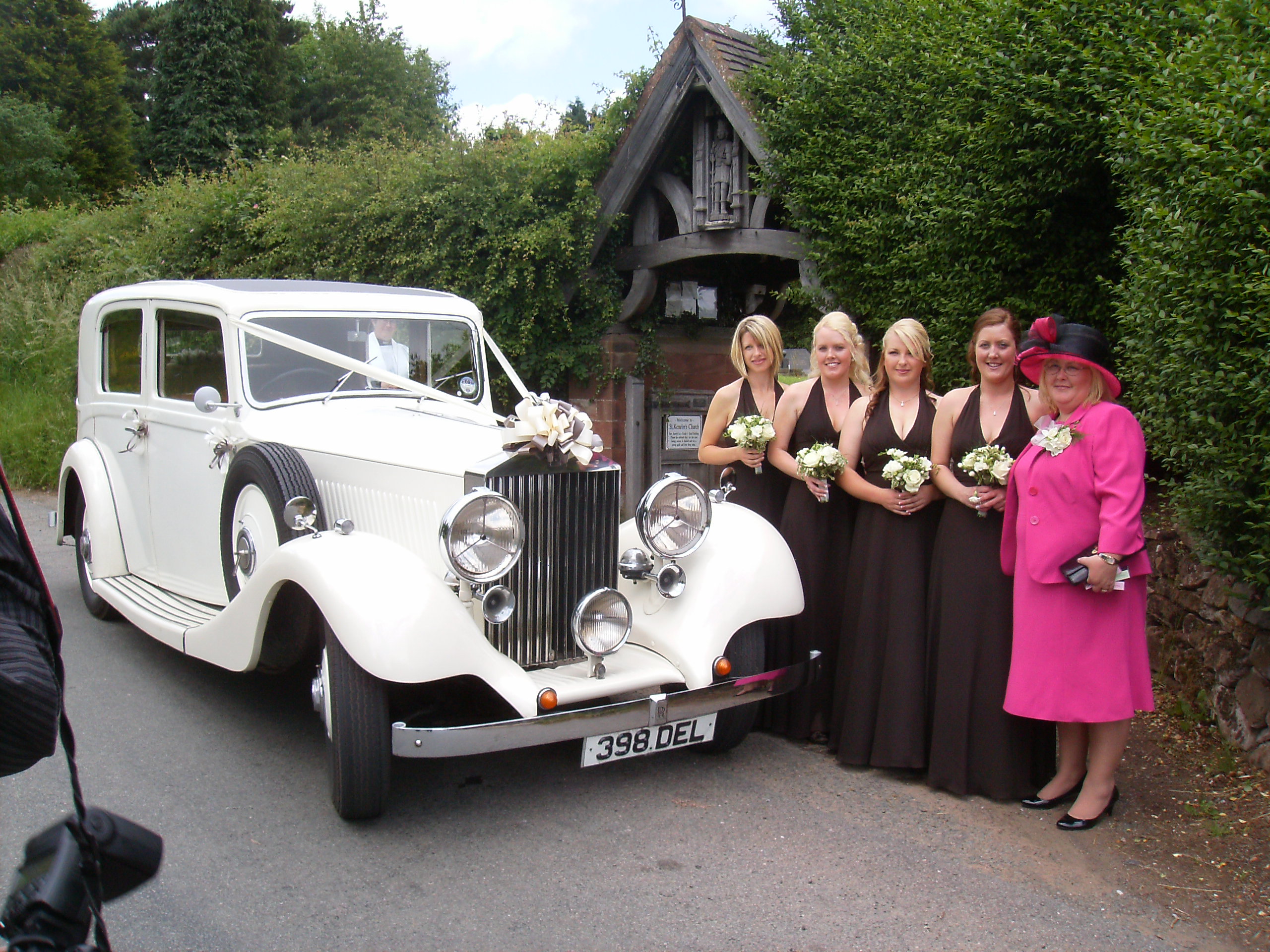 How Can You Choose Special Wedding Car Birmingham